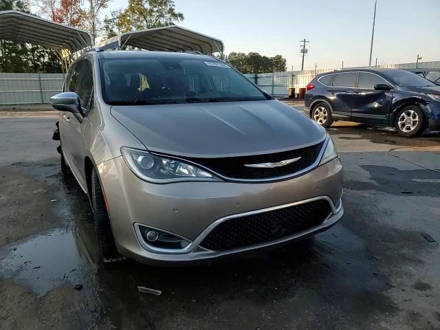 2017 Chrysler Pacifica Limited VIN: 2C4RC1GG2HR854657 Lot: 91221285