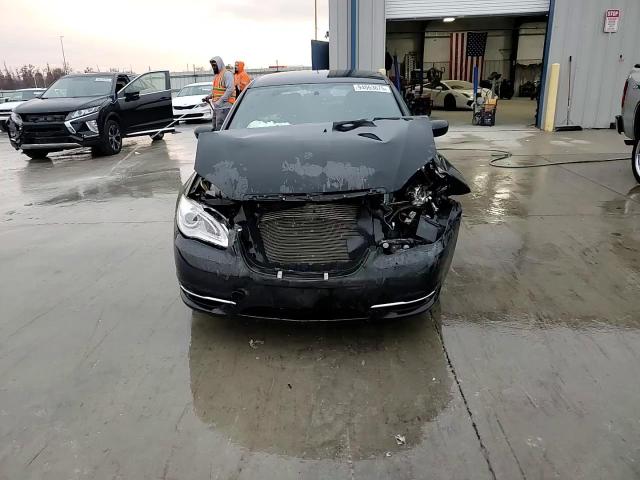 2013 Chrysler 200 Touring VIN: 1C3CCBBB1DN521904 Lot: 94063675