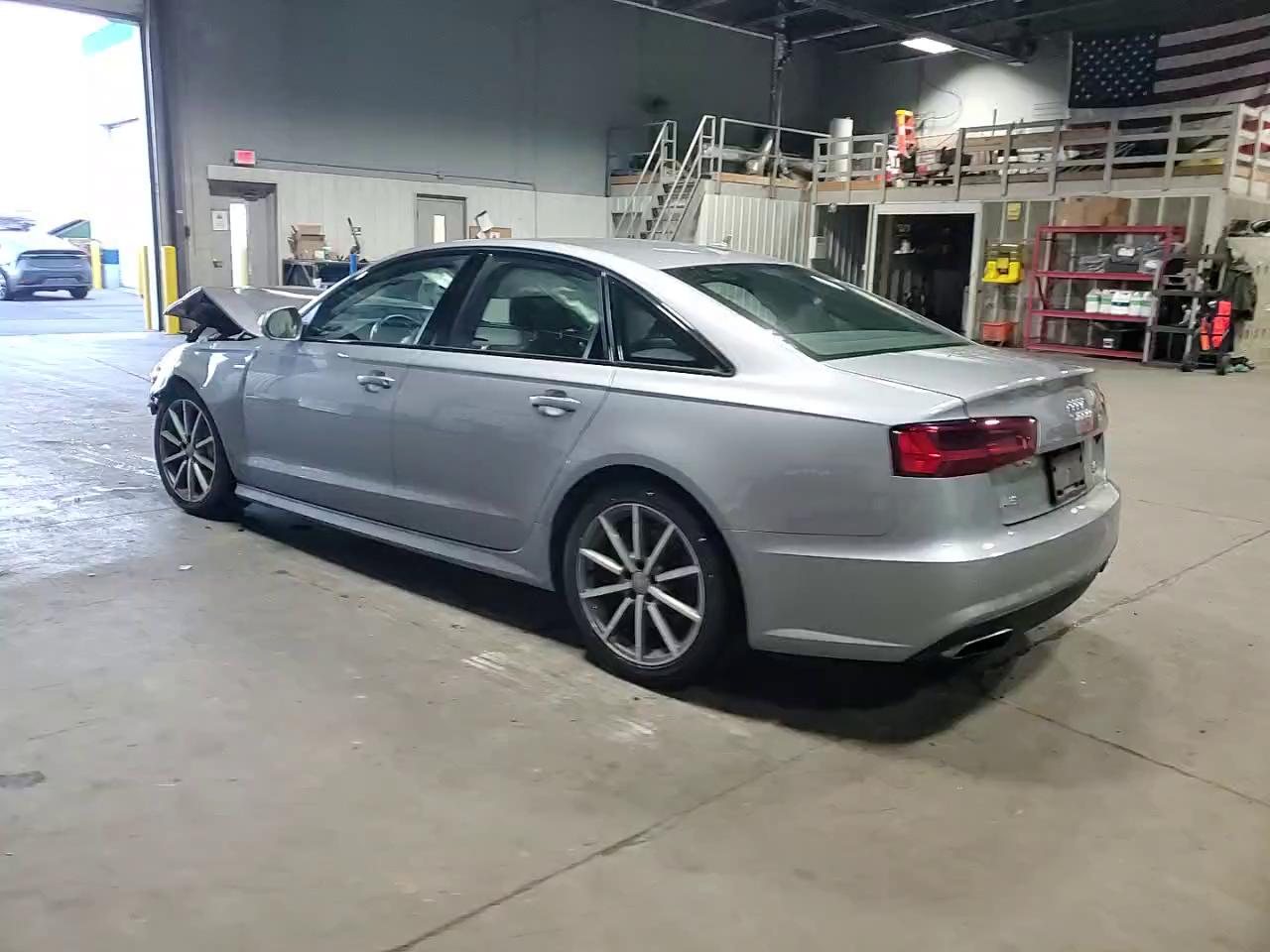 Фото: WAUH2AFC1HN067528