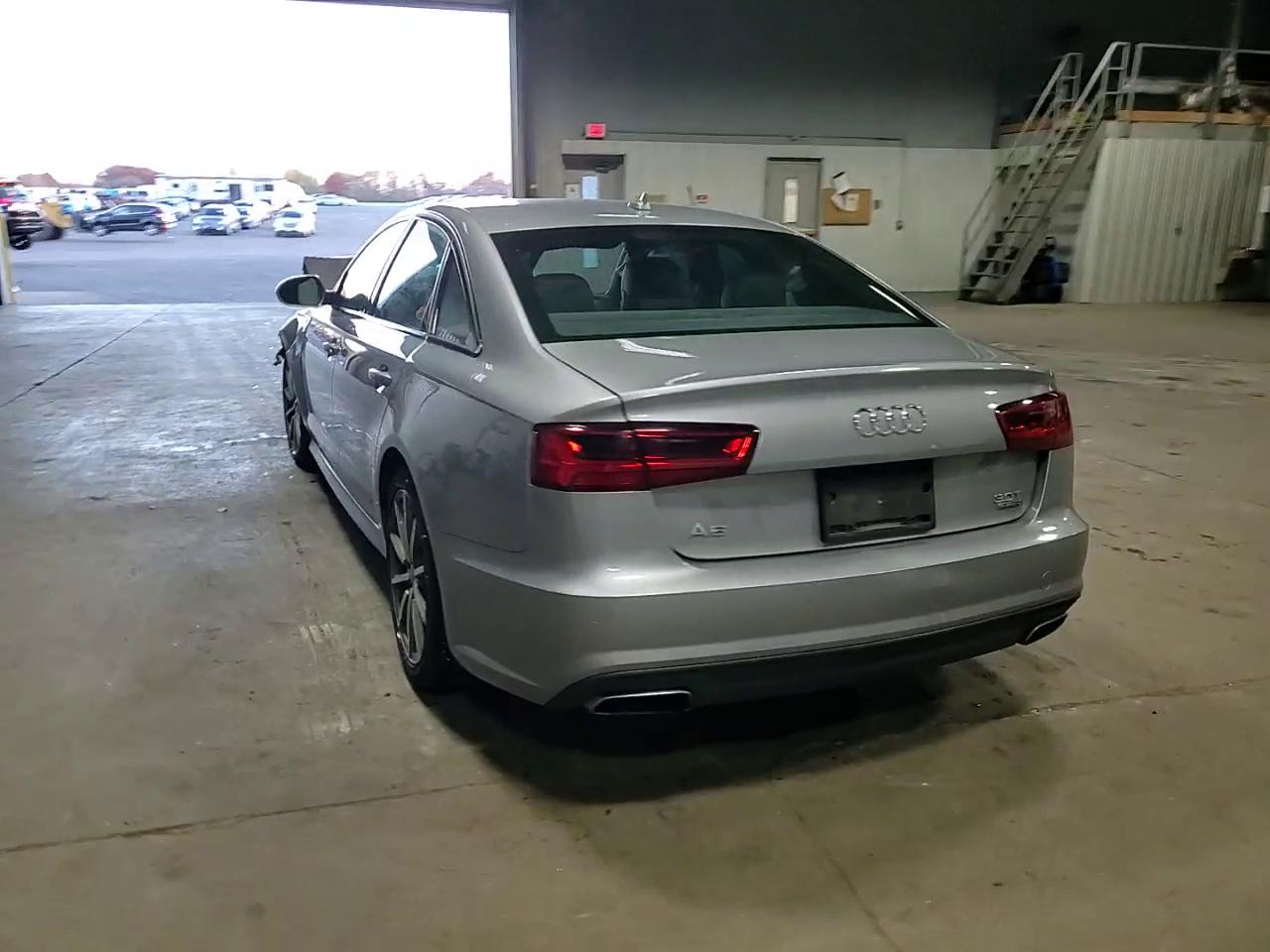 Фото: WAUH2AFC1HN067528