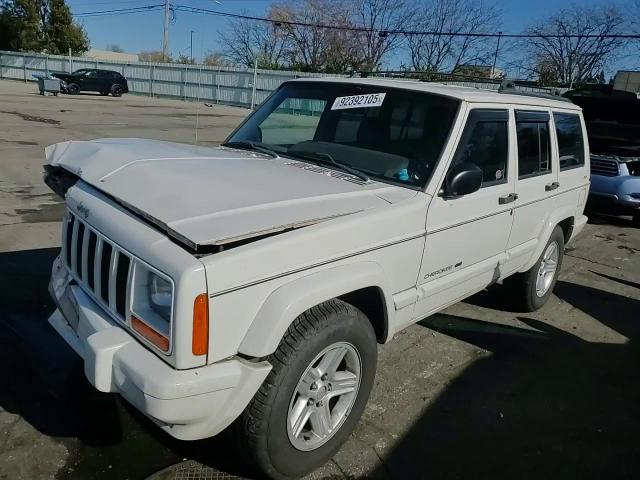 2001 Jeep Cherokee Classic VIN: 1J4FF58S41L617598 Lot: 92392105