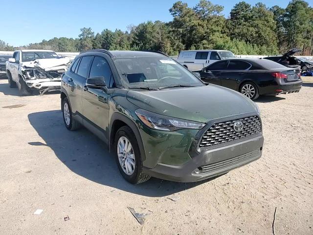 2025 Toyota Corolla Cross Le VIN: 7MUBAAAG1SV134173 Lot: 92381895