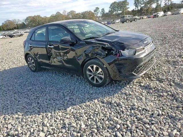 2022 Kia Rio S VIN: 3KPA25AD7NE493056 Lot: 93279015