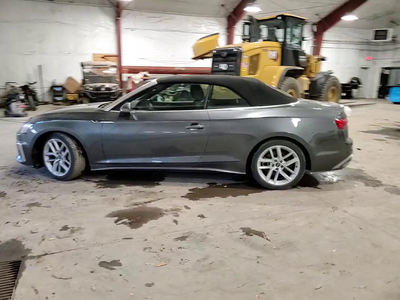 Фото: WAU4AGF58RN005485