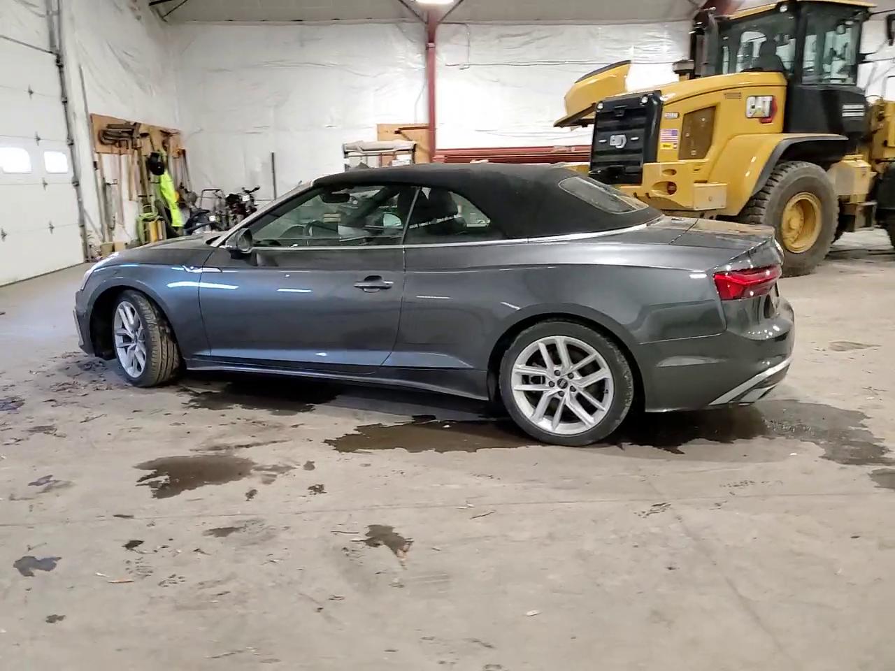 Фото: WAU4AGF58RN005485