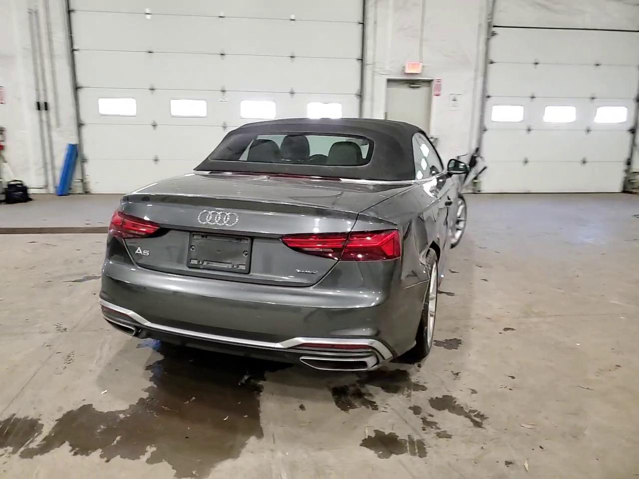 Фото: WAU4AGF58RN005485