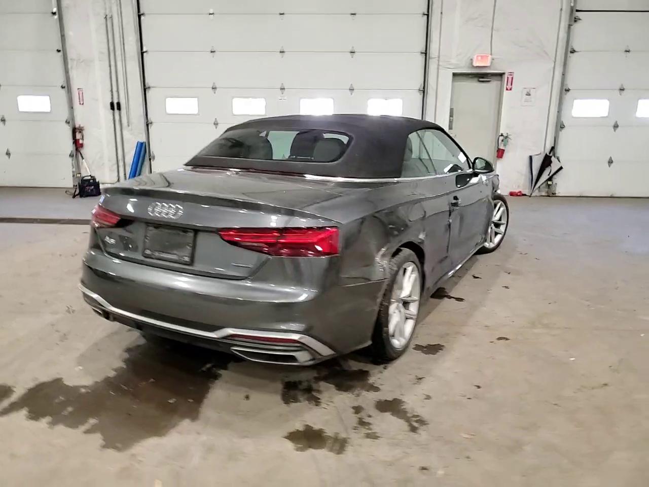 Фото: WAU4AGF58RN005485