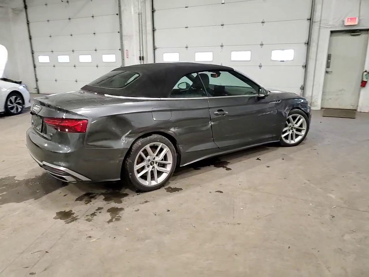 Фото: WAU4AGF58RN005485