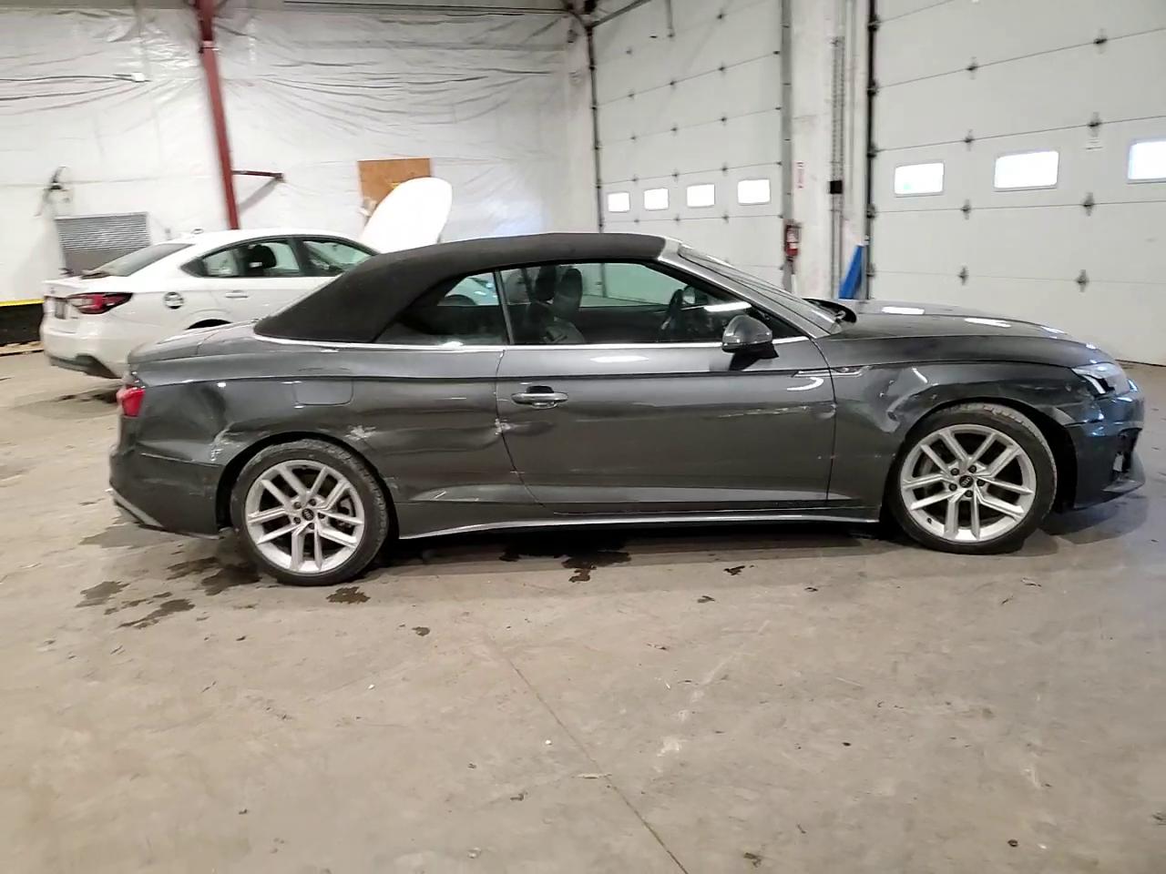 Фото: WAU4AGF58RN005485