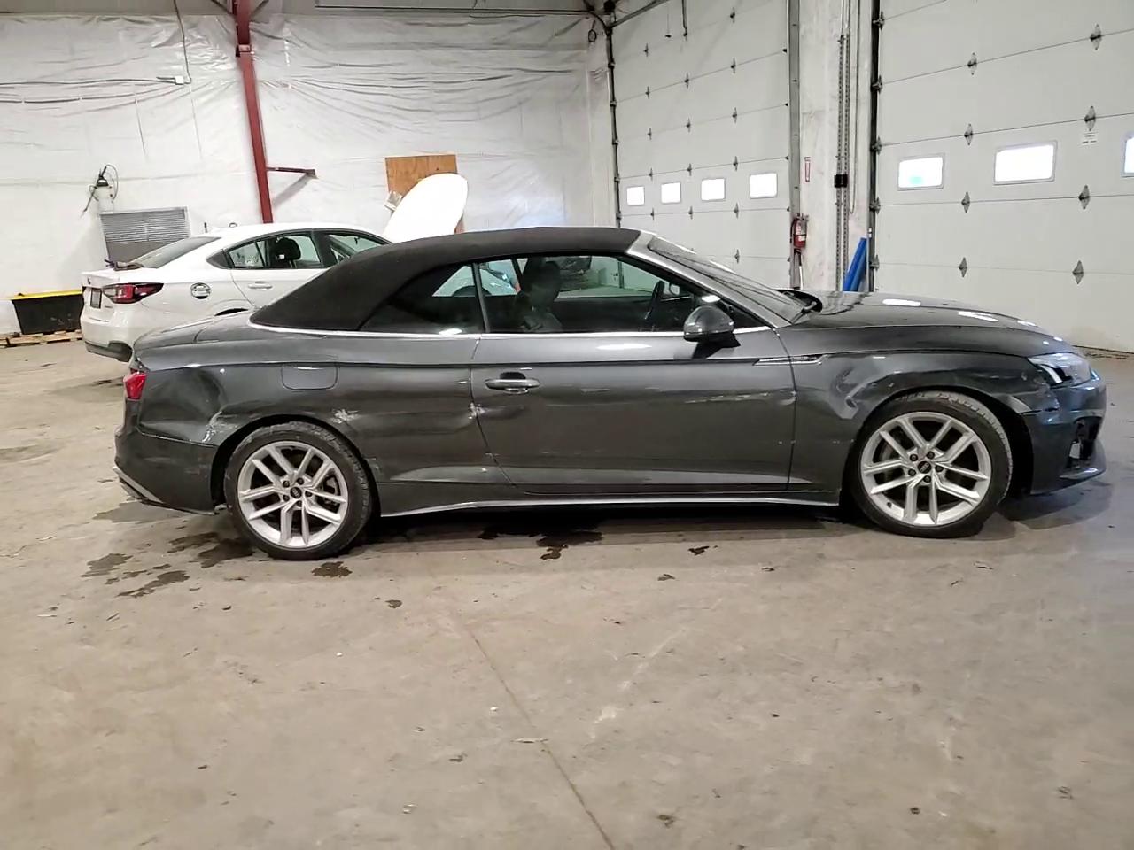 Фото: WAU4AGF58RN005485