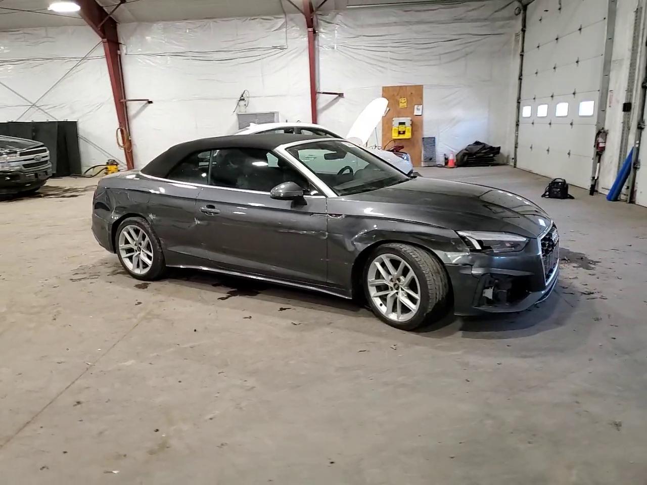 Фото: WAU4AGF58RN005485