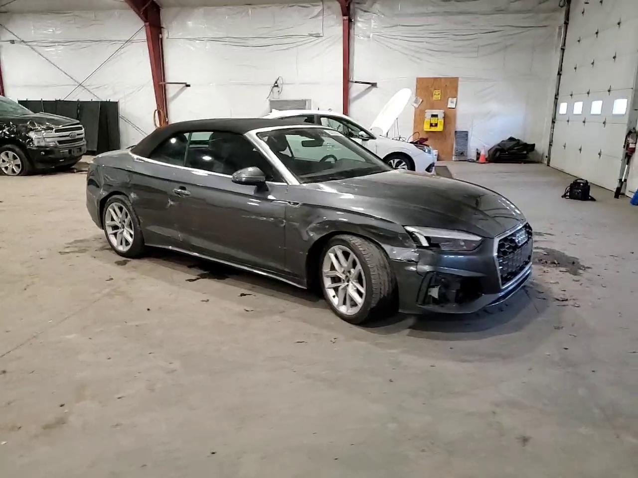 Фото: WAU4AGF58RN005485