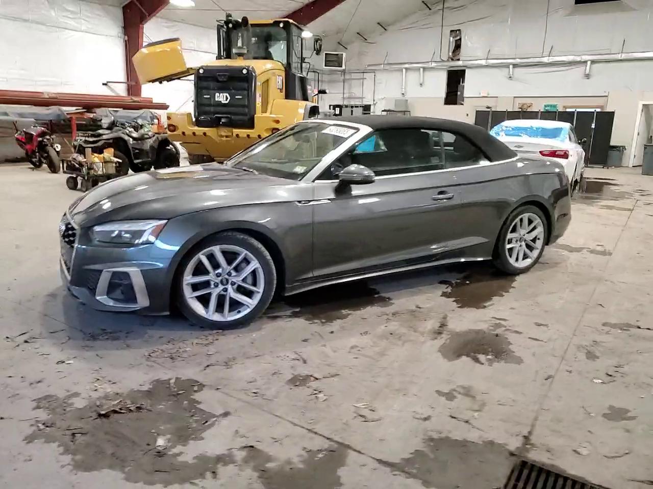 Фото: WAU4AGF58RN005485