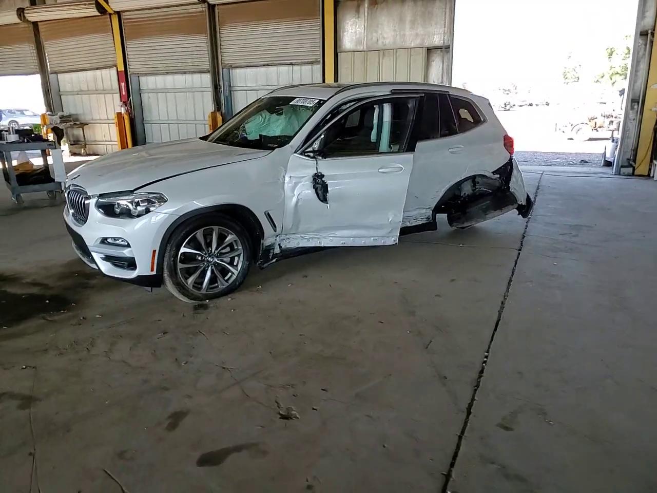 Фото: 5UXTR7C54KLR46038