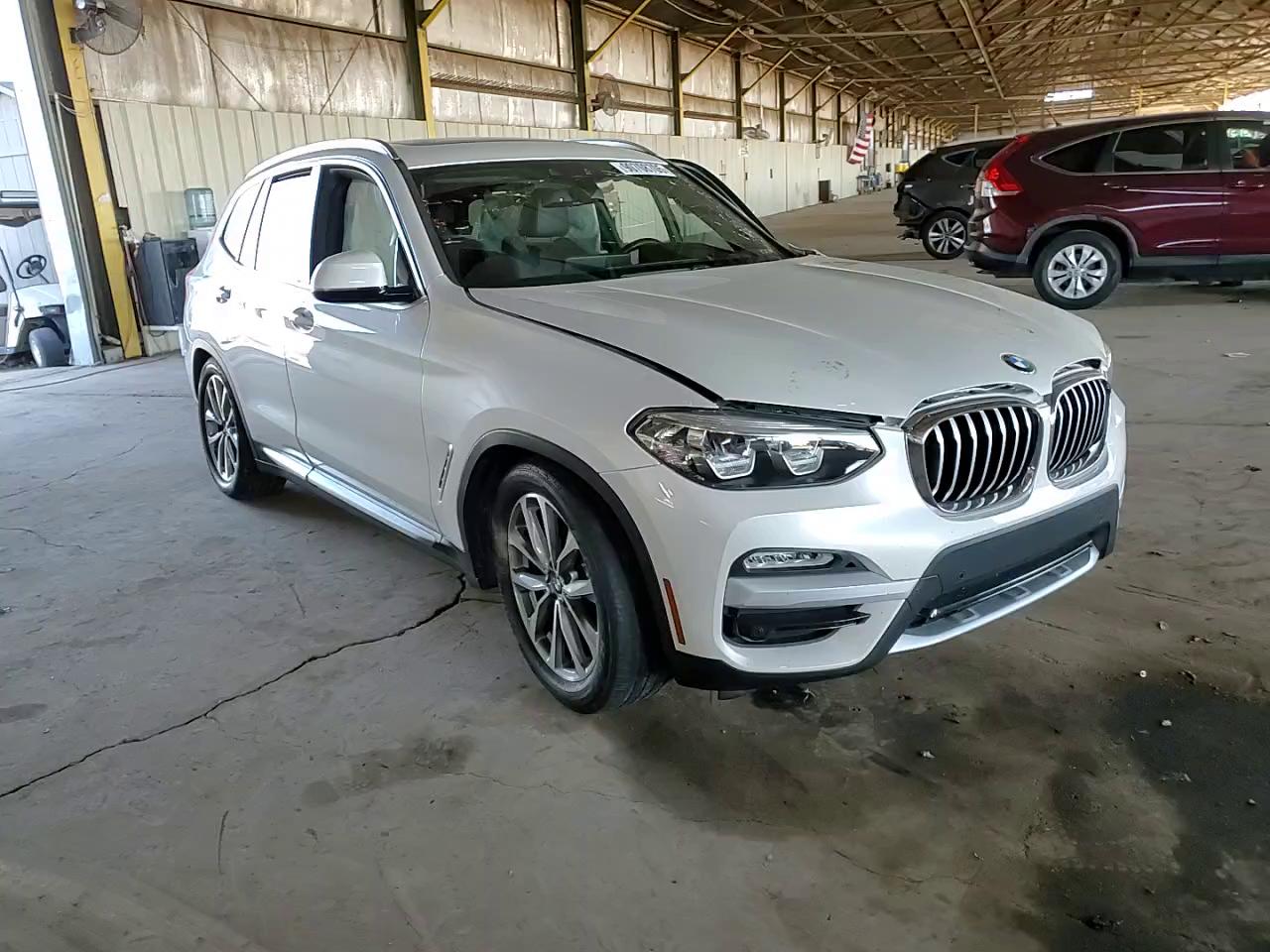 Фото: 5UXTR7C54KLR46038