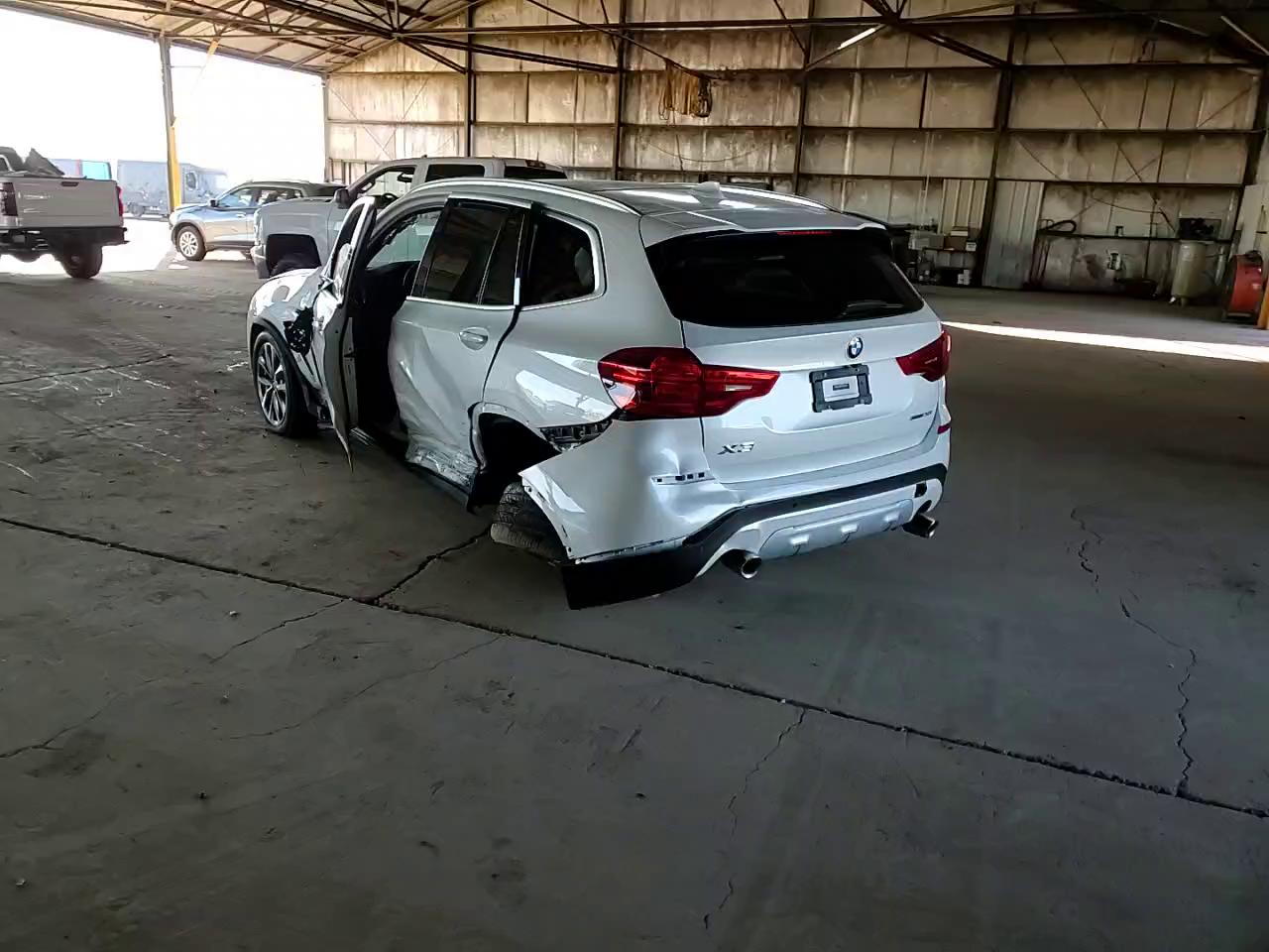 Фото: 5UXTR7C54KLR46038