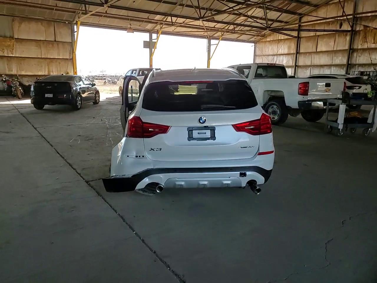 Фото: 5UXTR7C54KLR46038