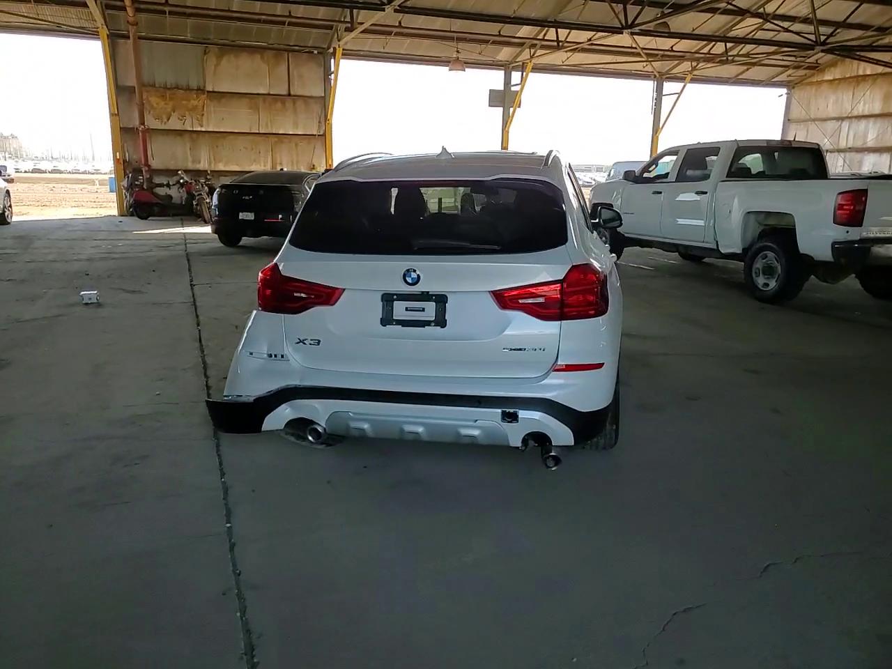 Фото: 5UXTR7C54KLR46038