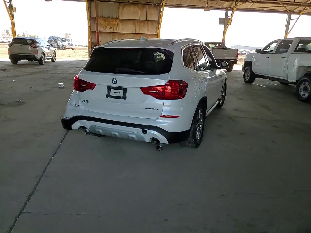 Фото: 5UXTR7C54KLR46038