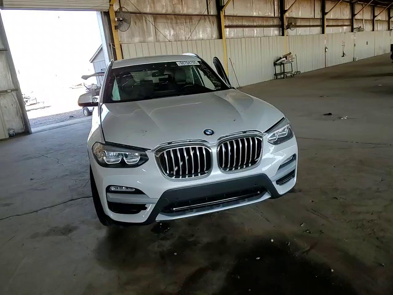 Фото: 5UXTR7C54KLR46038