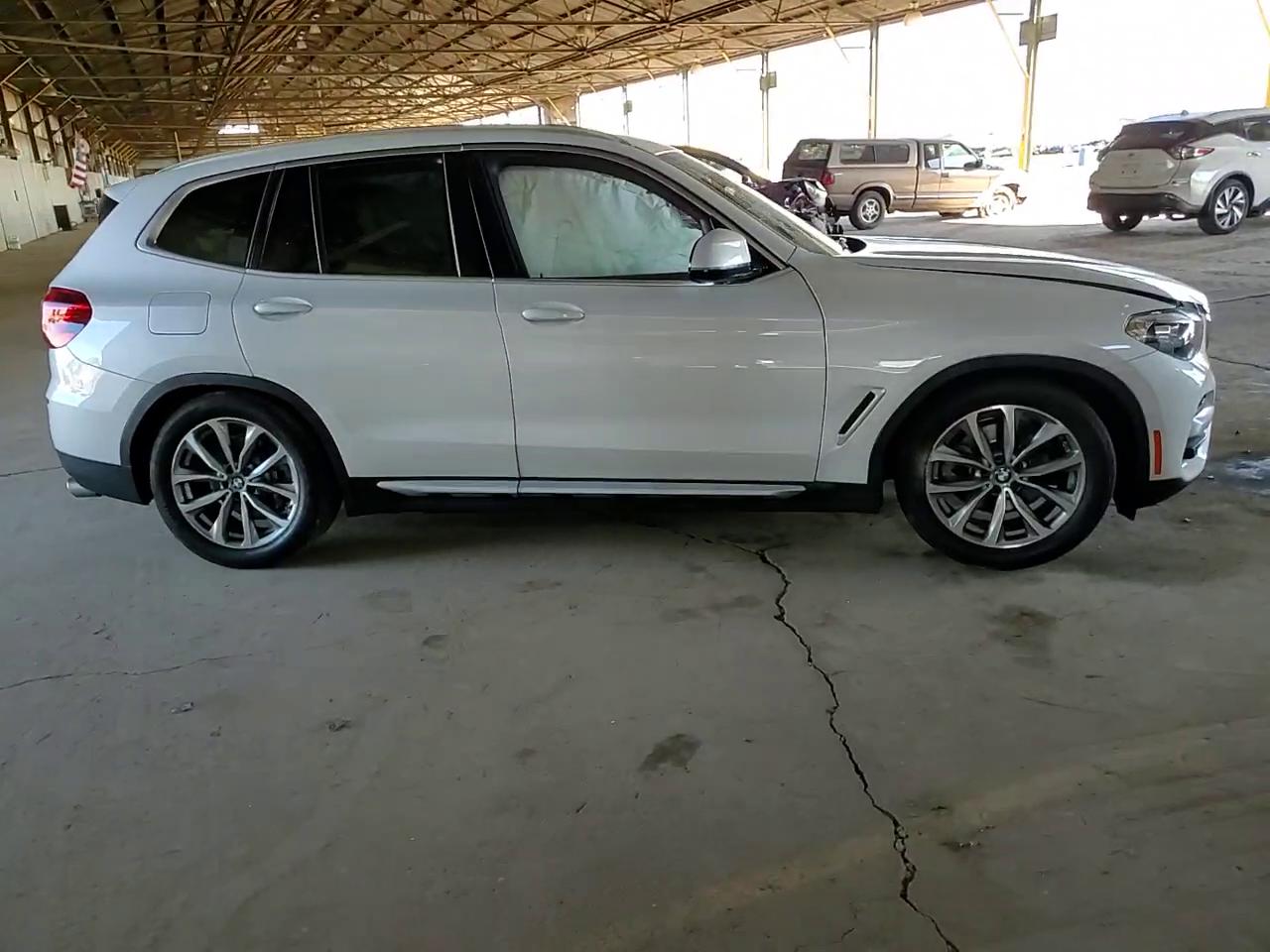 Фото: 5UXTR7C54KLR46038