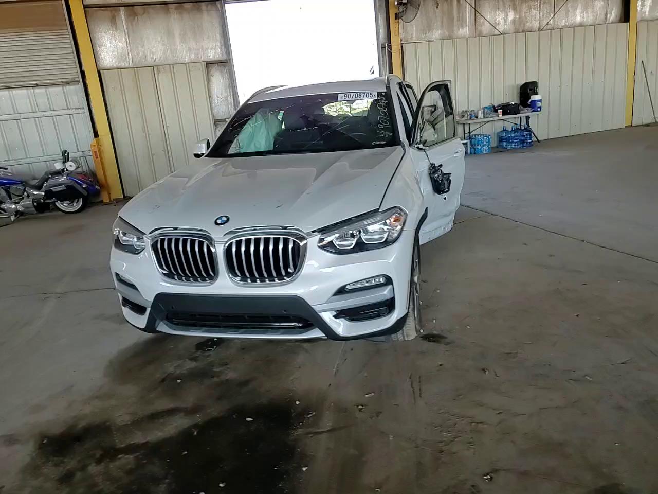 Фото: 5UXTR7C54KLR46038