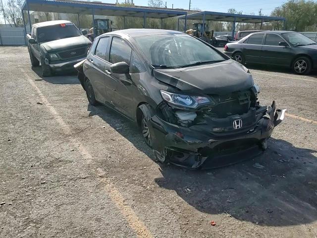 2017 Honda Fit Lx VIN: 3HGGK5G52HM708882 Lot: 94685445