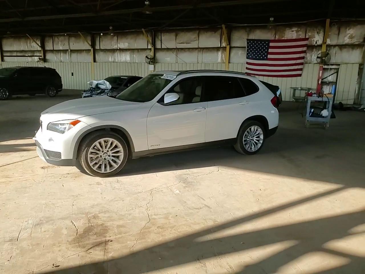 Фото: WBAVM1C56EVW47209