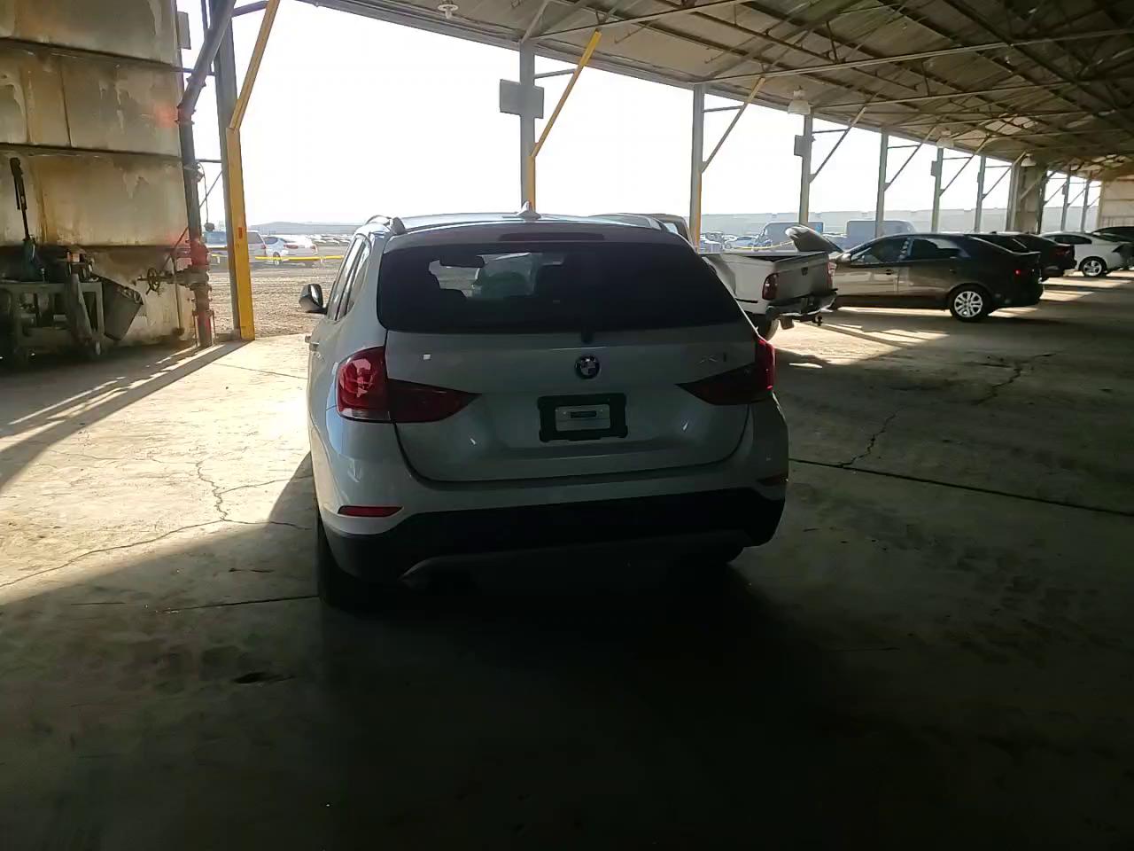 Фото: WBAVM1C56EVW47209