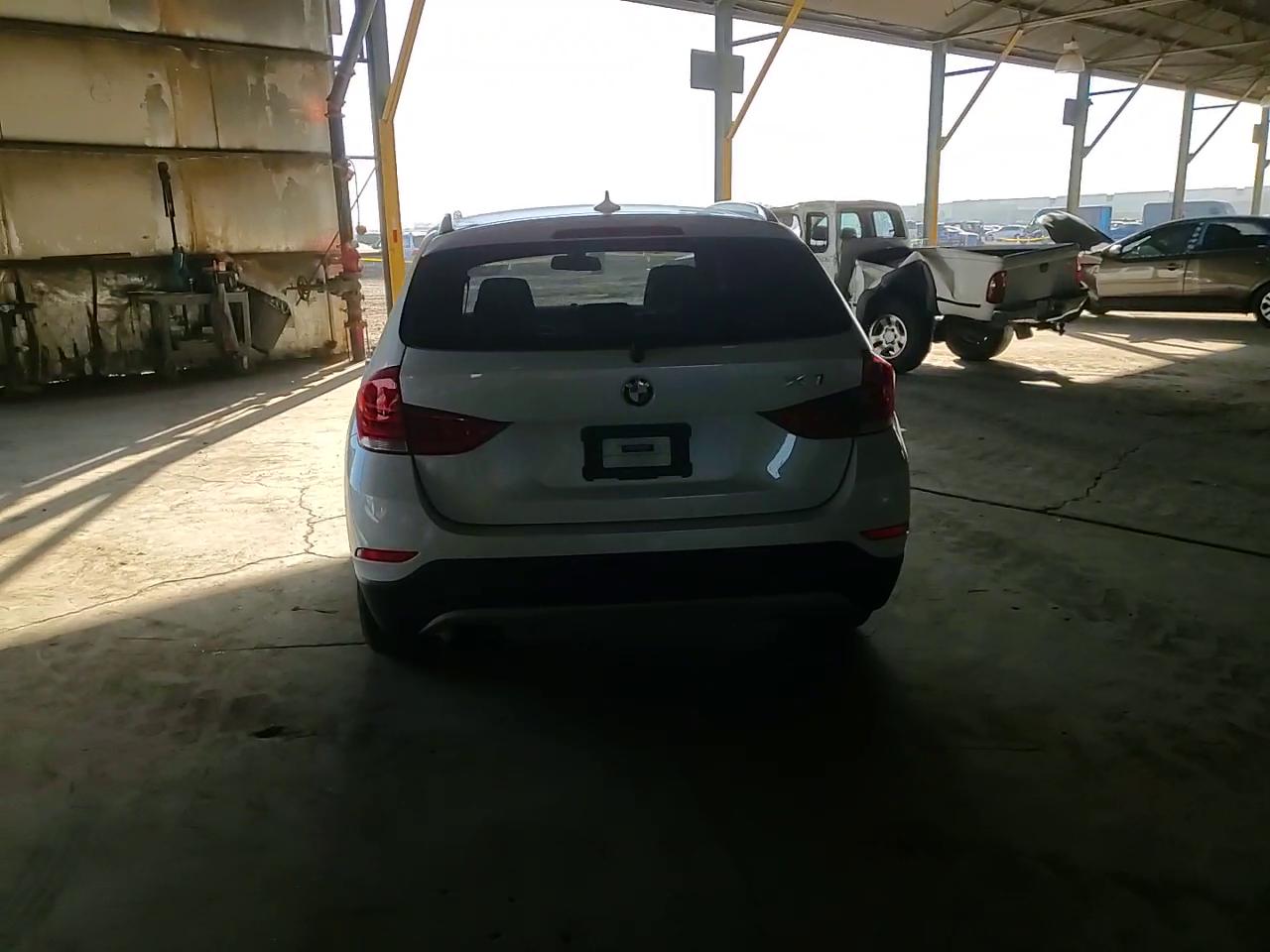 Фото: WBAVM1C56EVW47209