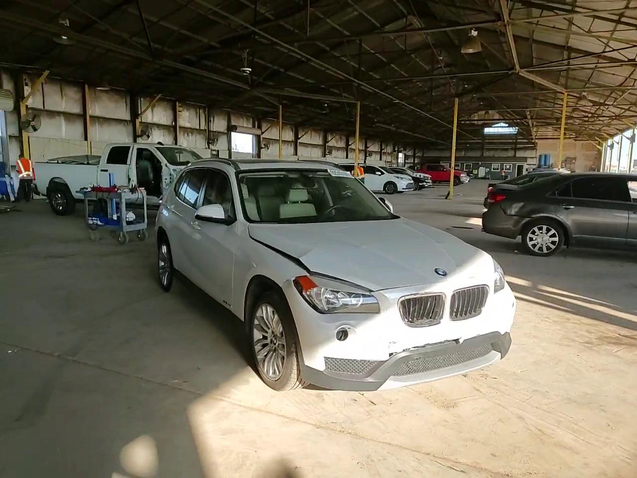 Фото: WBAVM1C56EVW47209