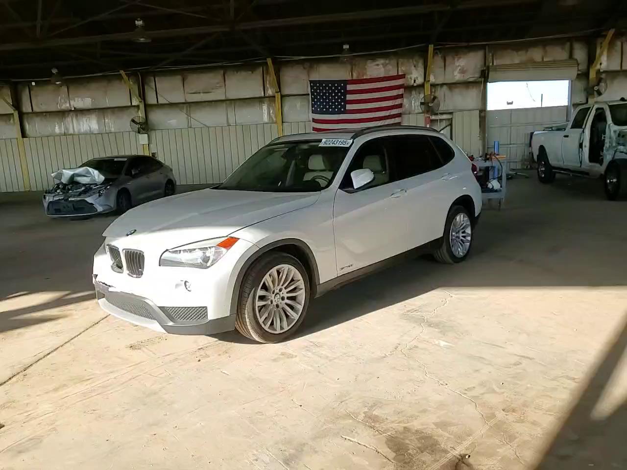 Фото: WBAVM1C56EVW47209