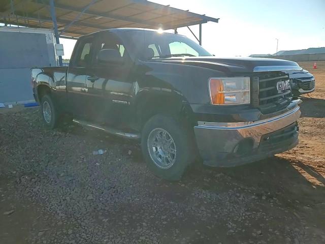 2008 GMC Sierra K1500 VIN: 2GTEK19CX81213606 Lot: 93923065