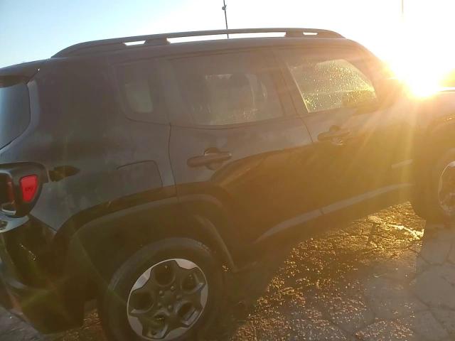 2018 Jeep Renegade Sport VIN: ZACCJBABXJPG90163 Lot: 90647705