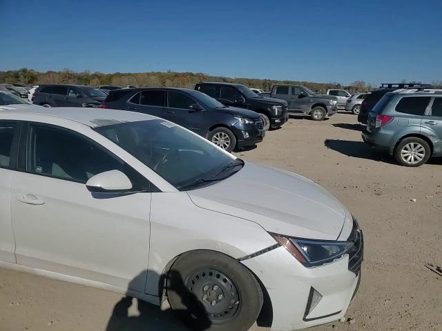 2019 Hyundai Elantra Se VIN: 5NPD74LFXKH418205 Lot: 91665915