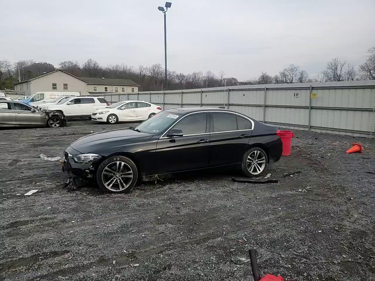 Фото: WBA8E9C59GK647069