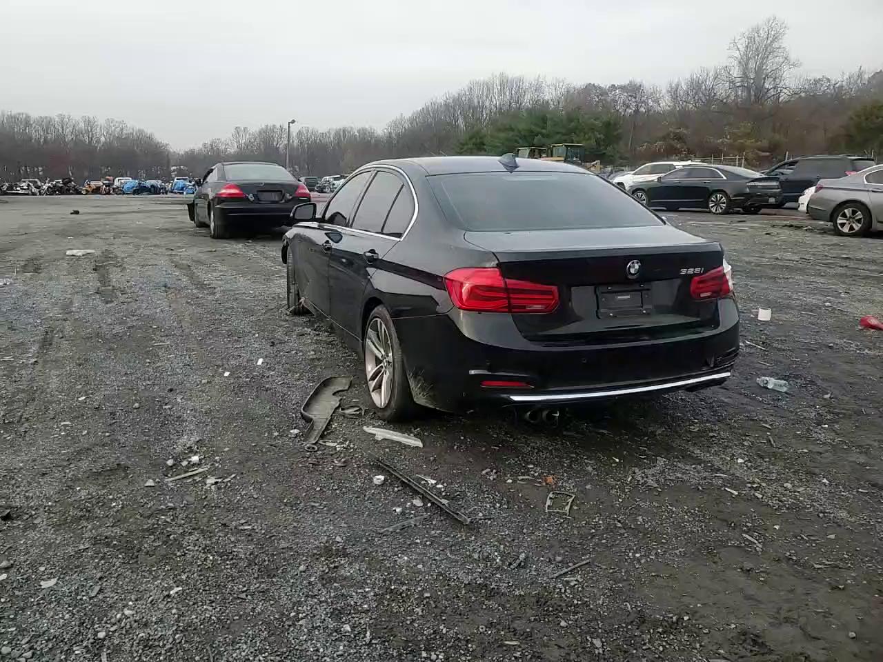 Фото: WBA8E9C59GK647069