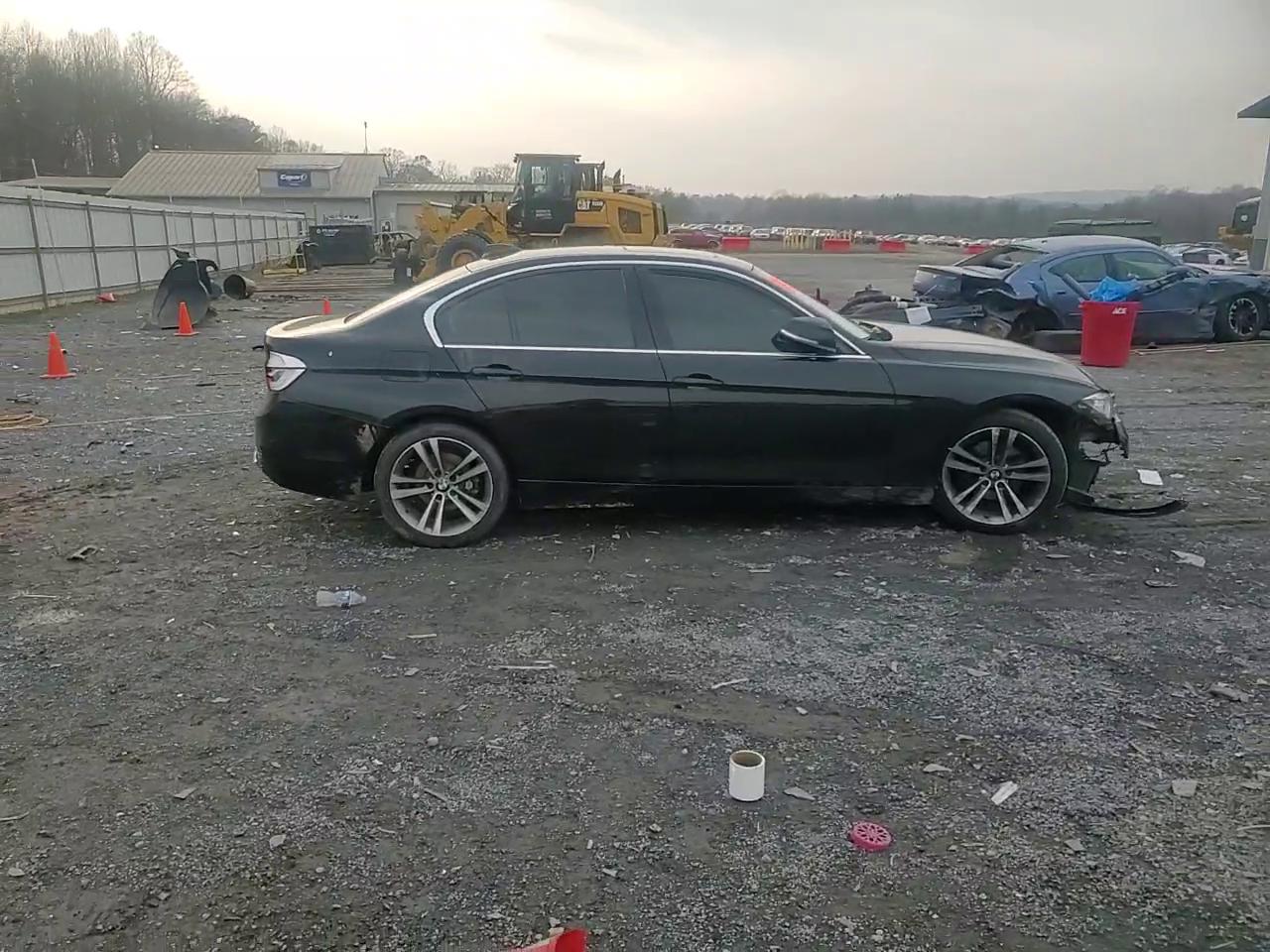 Фото: WBA8E9C59GK647069