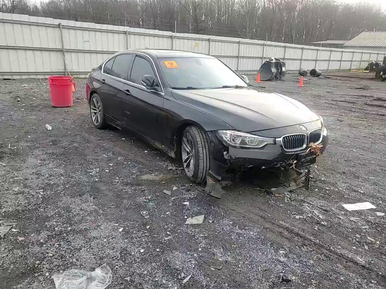 Фото: WBA8E9C59GK647069