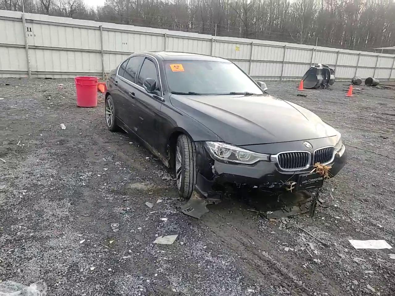 Фото: WBA8E9C59GK647069