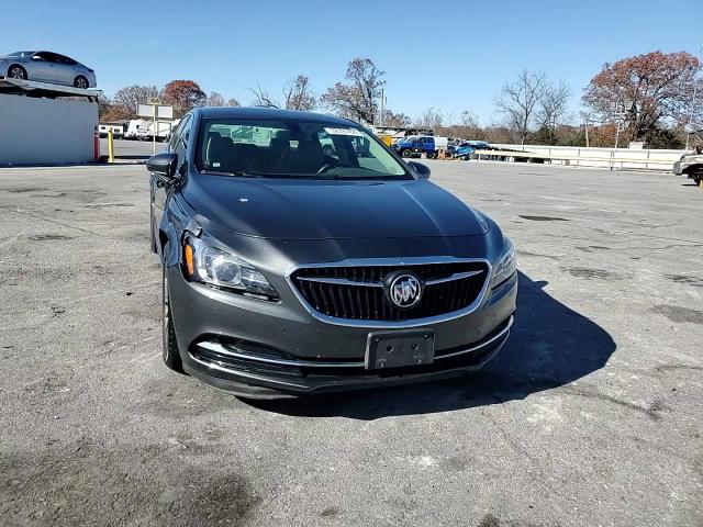 2017 Buick Lacrosse Essence VIN: 1G4ZP5SS5HU193776 Lot: 92391455