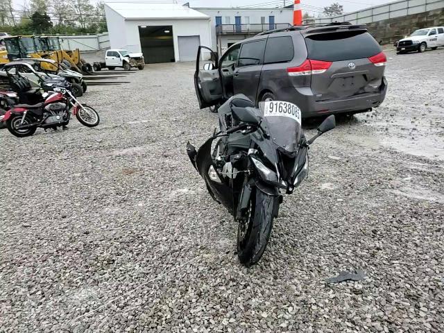 2017 Kawasaki Zx636 F VIN: JKBZXJF1XHA012192 Lot: 91638085