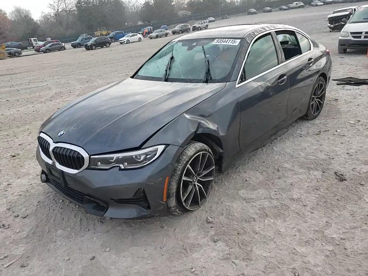 Фото: 3MW5R7J09M8B67663