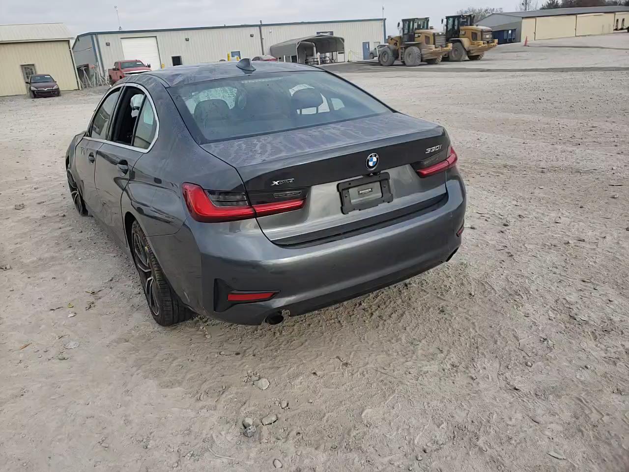 Фото: 3MW5R7J09M8B67663