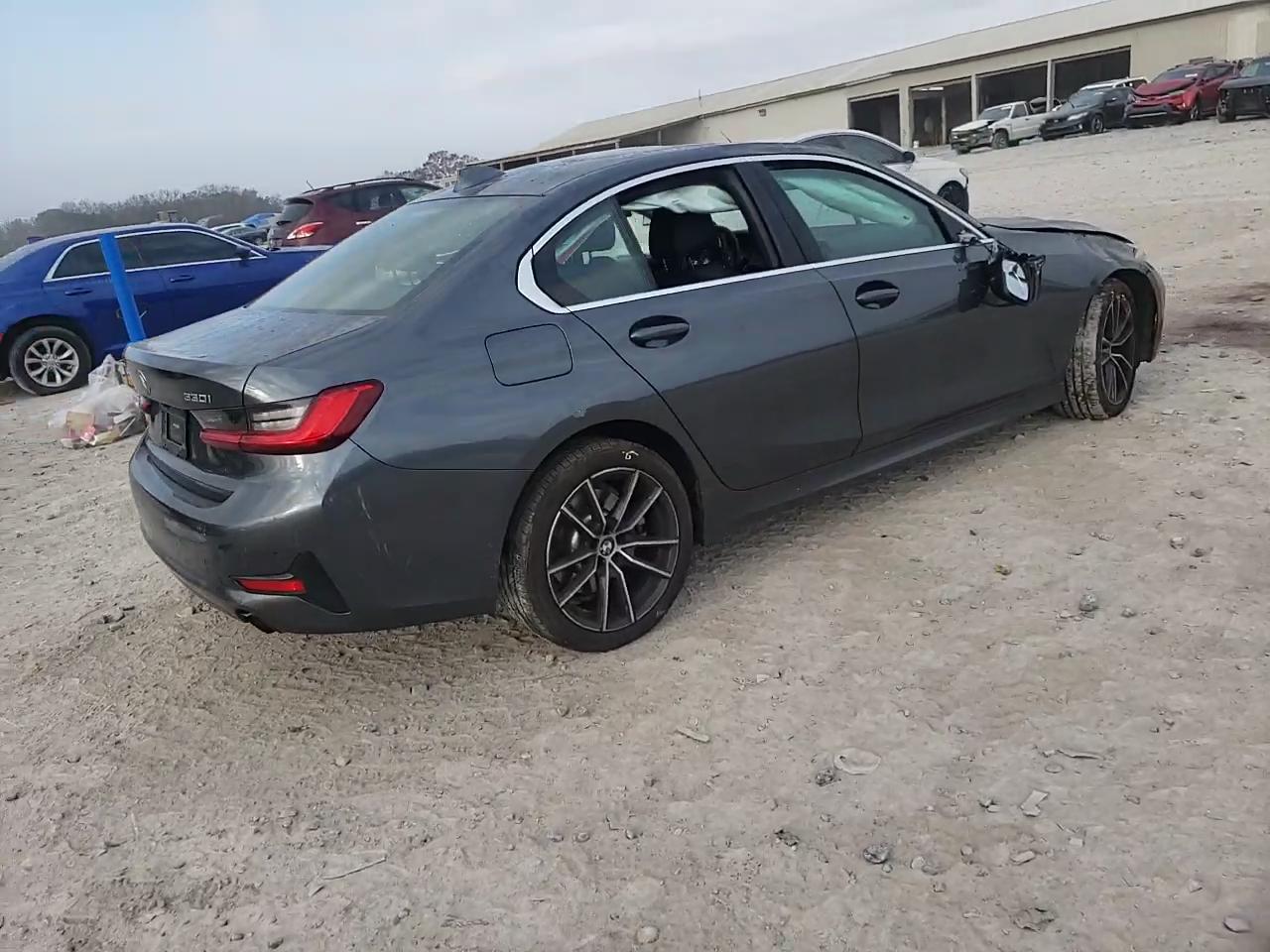 Фото: 3MW5R7J09M8B67663