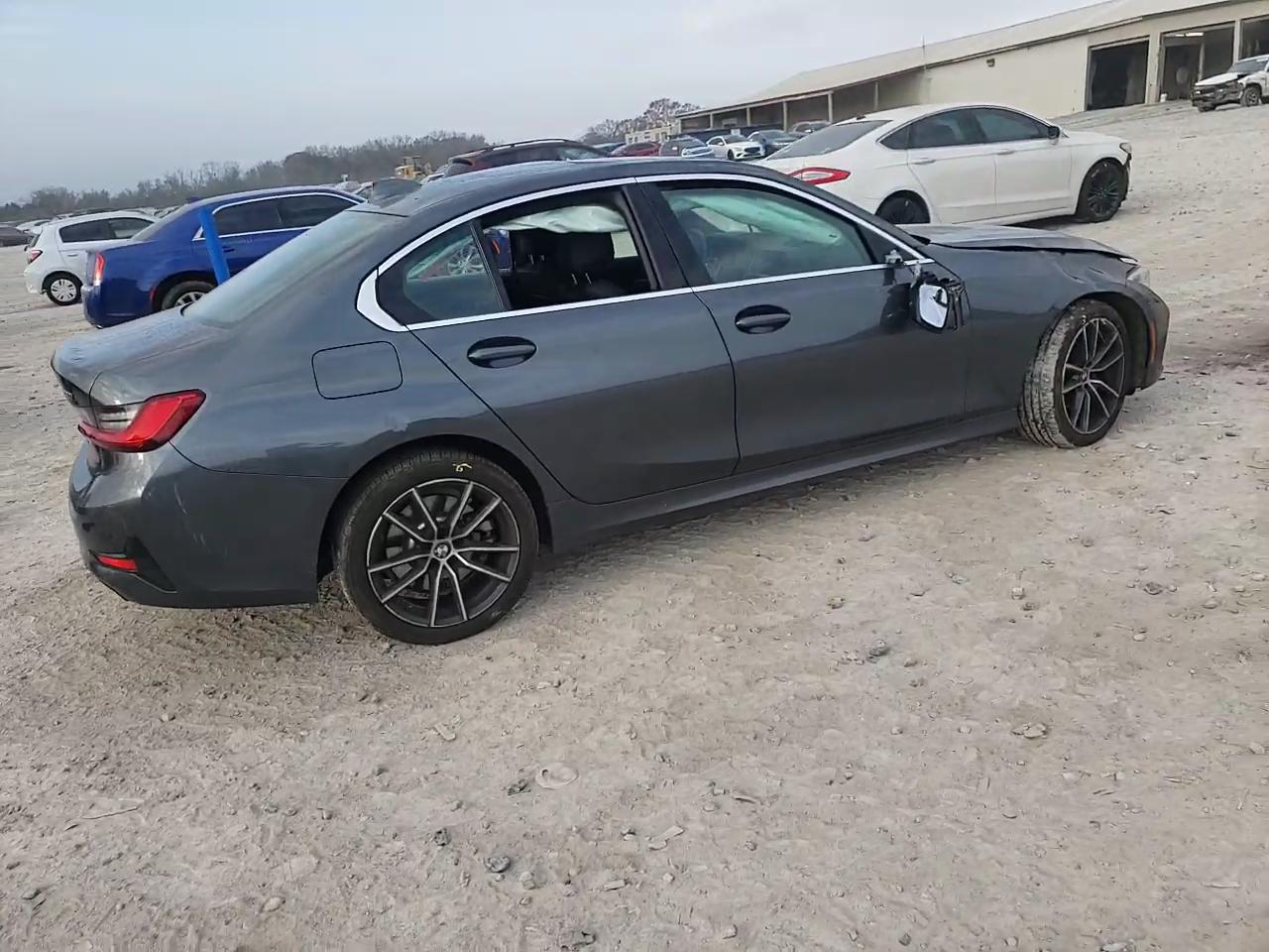 Фото: 3MW5R7J09M8B67663