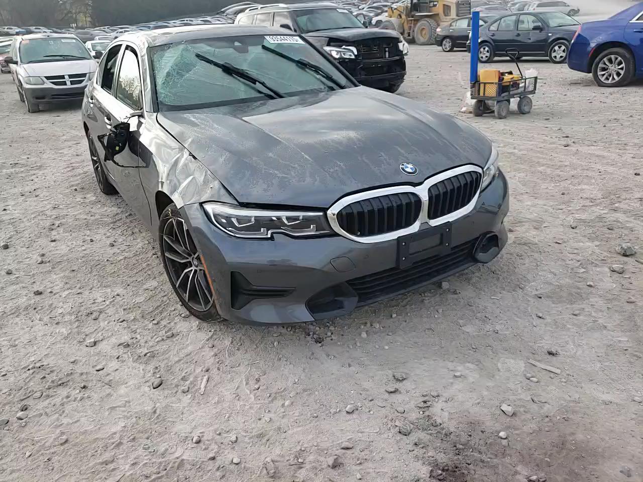 Фото: 3MW5R7J09M8B67663