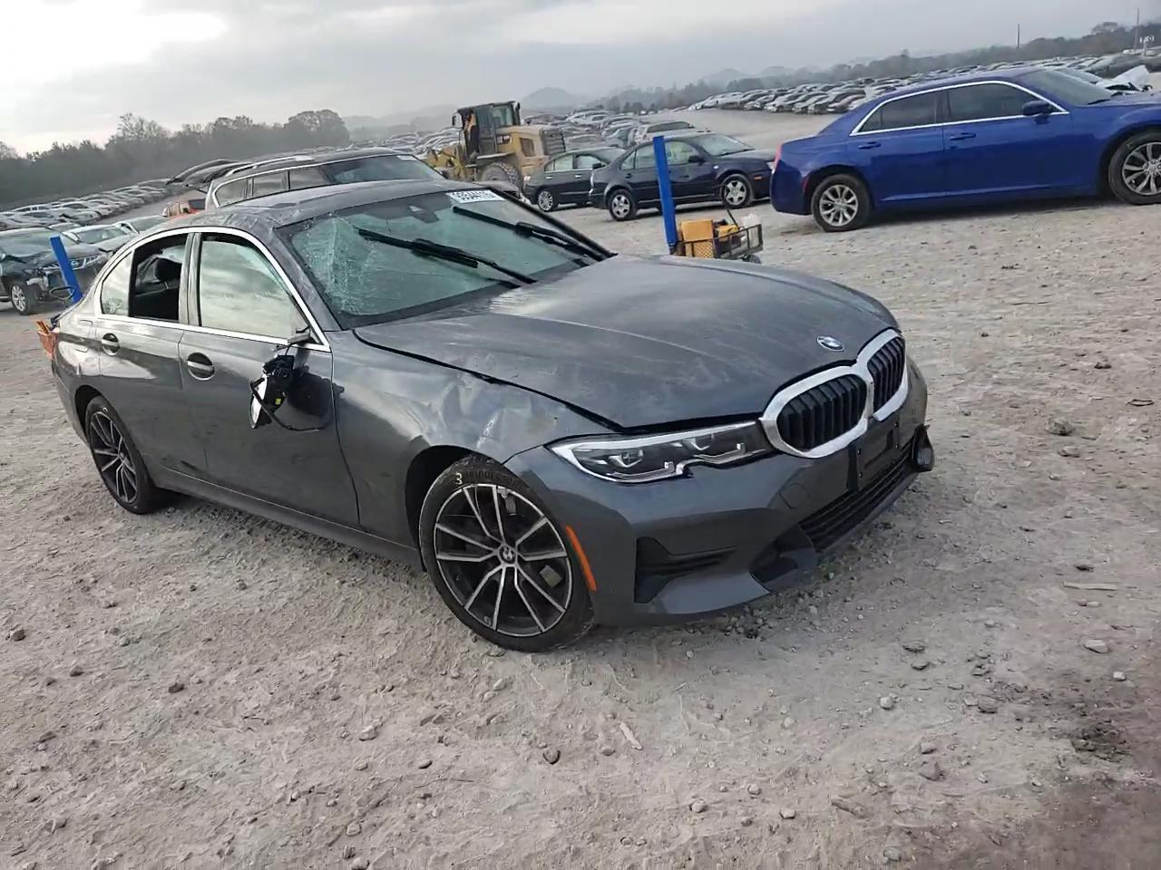 Фото: 3MW5R7J09M8B67663