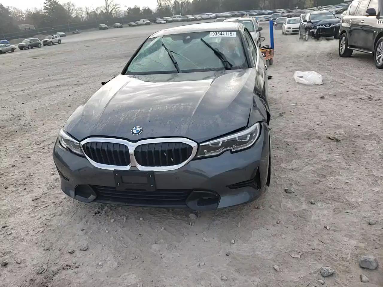 Фото: 3MW5R7J09M8B67663