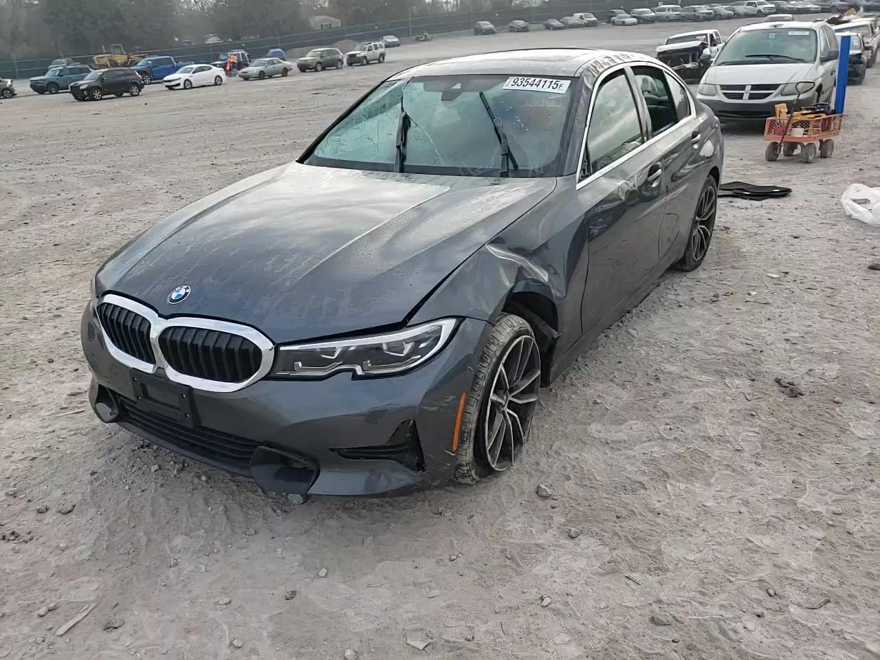 Фото: 3MW5R7J09M8B67663